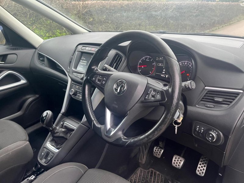 VAUXHALL ZAFIRA TOURER