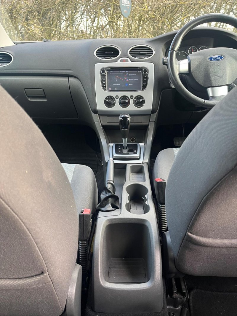FORD FOCUS