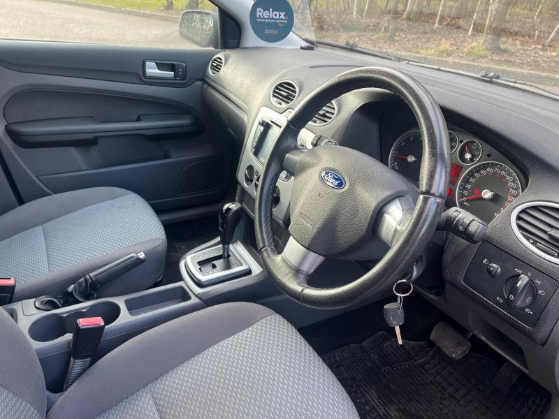FORD FOCUS