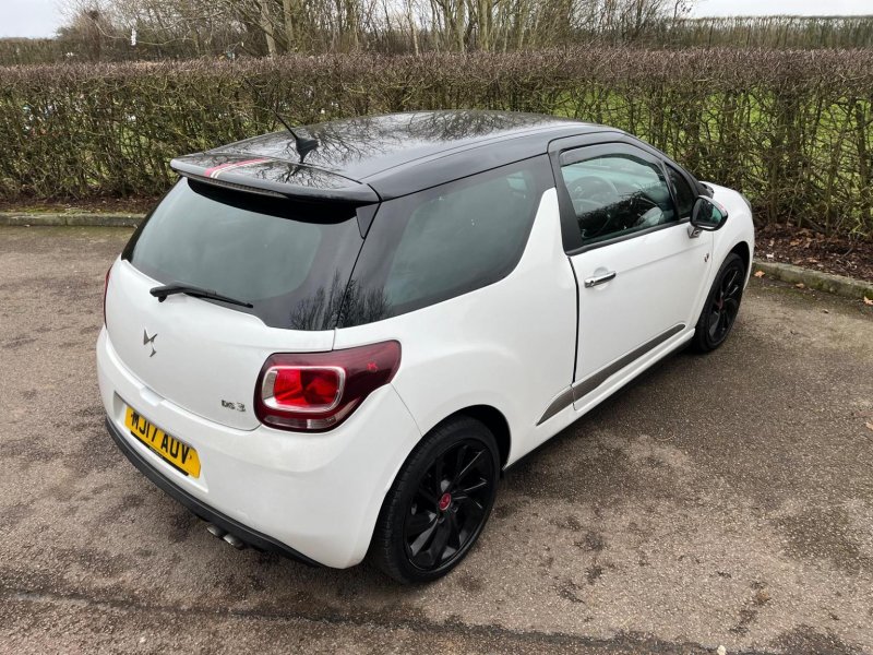 DS AUTOMOBILES DS 3