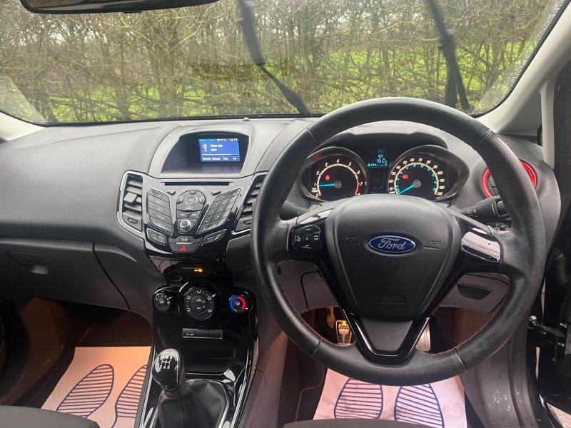 FORD FIESTA