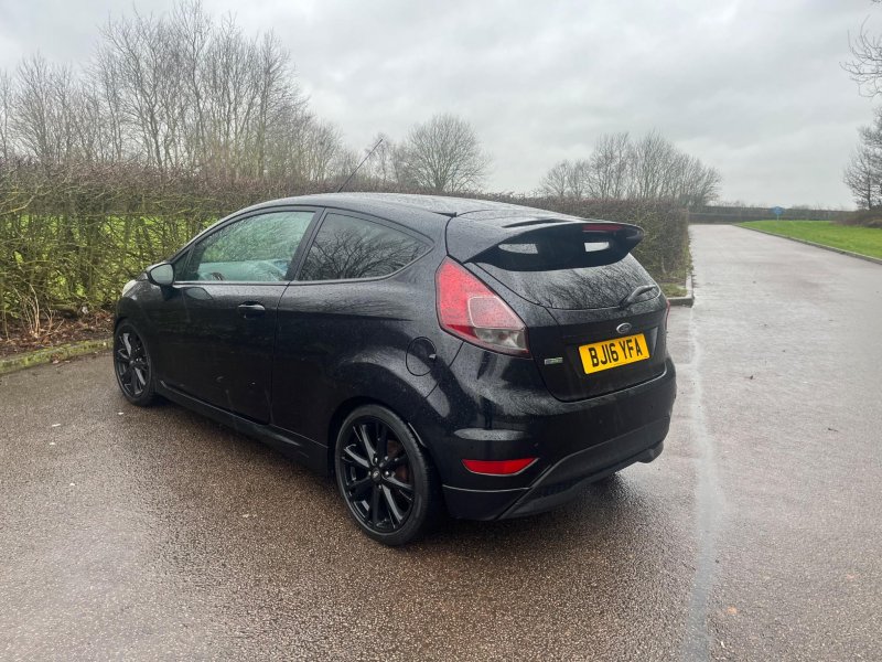 FORD FIESTA
