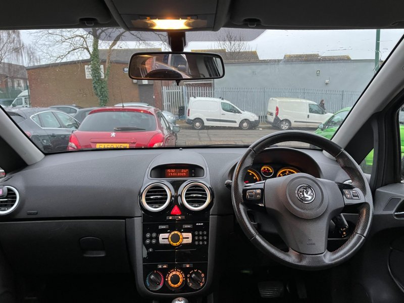 VAUXHALL CORSA