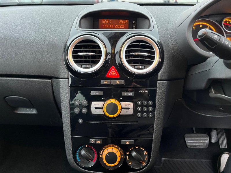 VAUXHALL CORSA