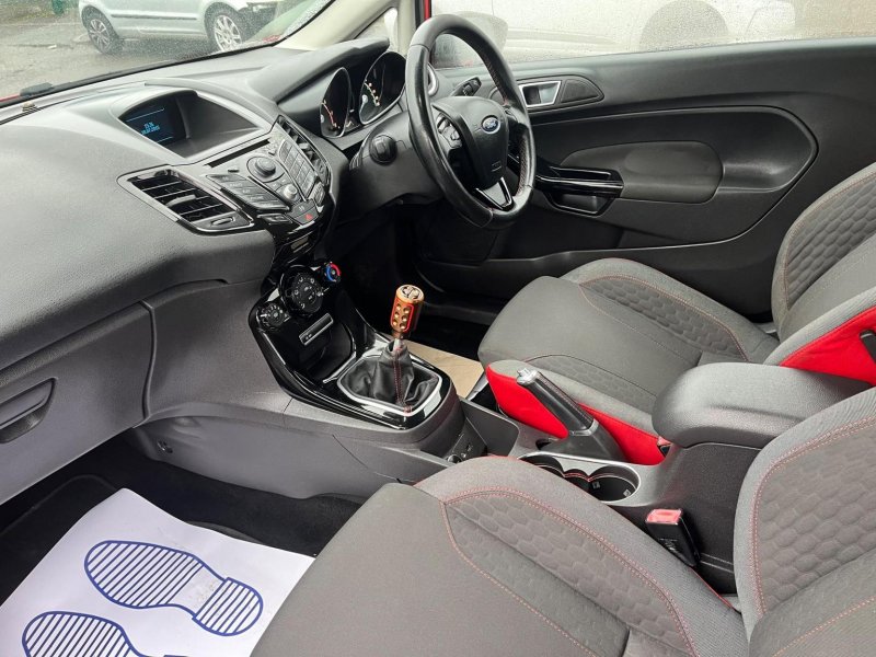 FORD FIESTA