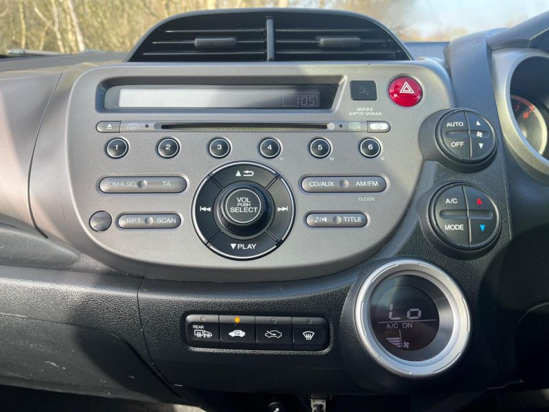 HONDA JAZZ