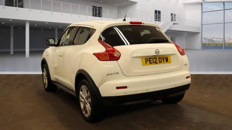 NISSAN JUKE