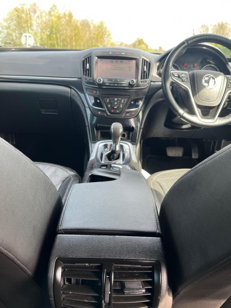 VAUXHALL INSIGNIA