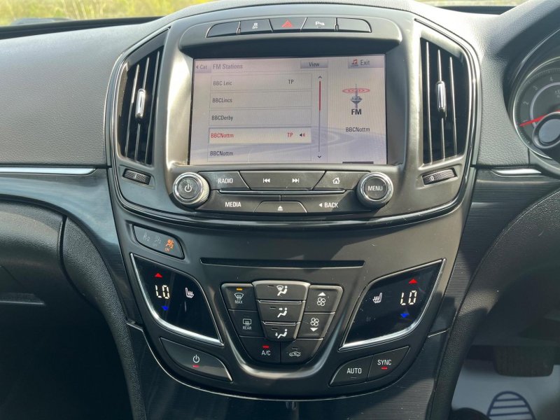 VAUXHALL INSIGNIA