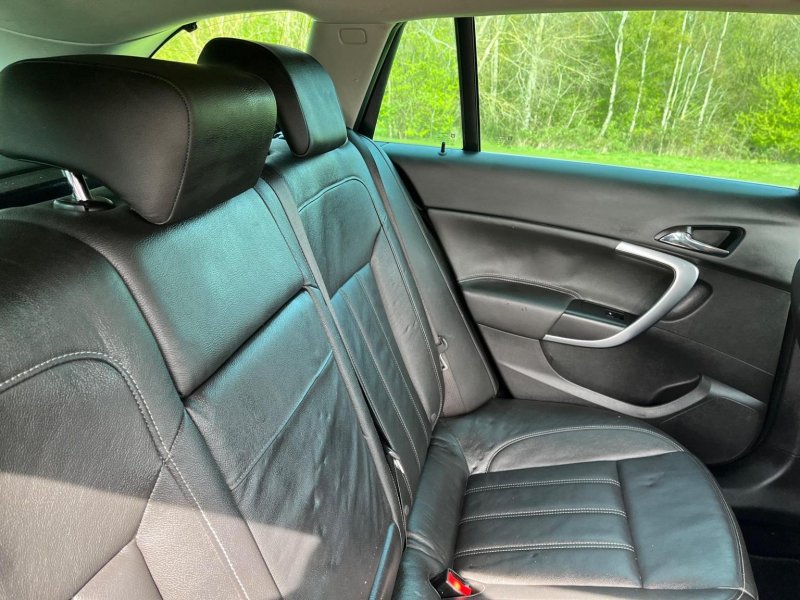 VAUXHALL INSIGNIA