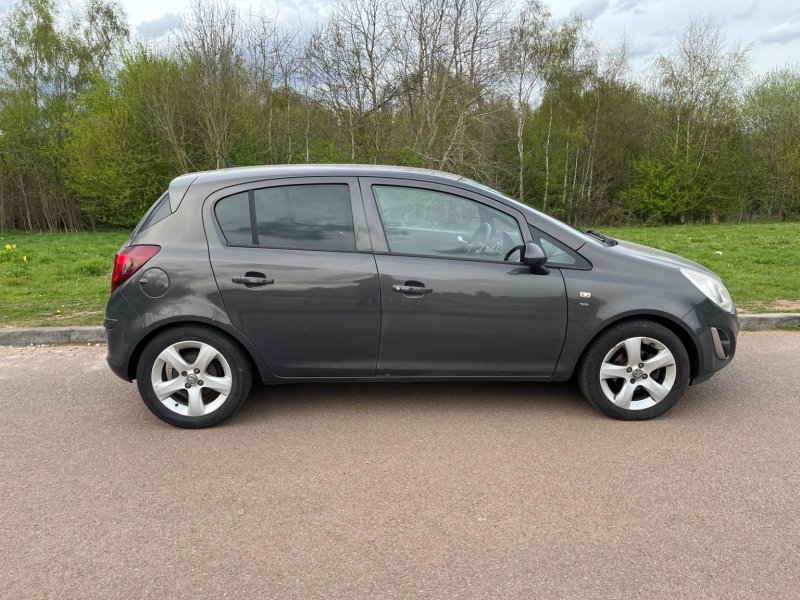 VAUXHALL CORSA