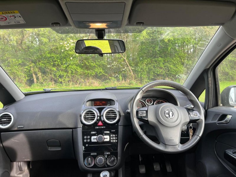VAUXHALL CORSA