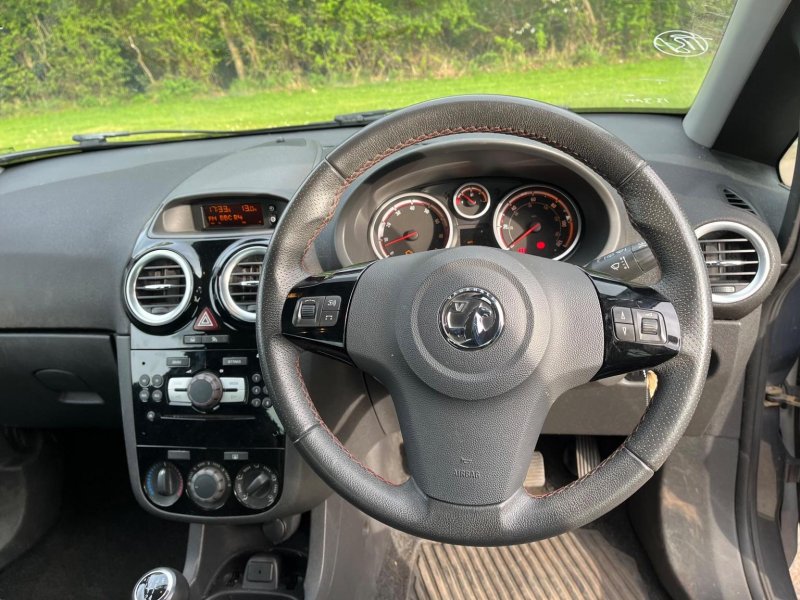 VAUXHALL CORSA