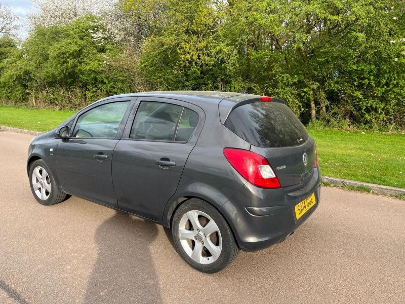 VAUXHALL CORSA