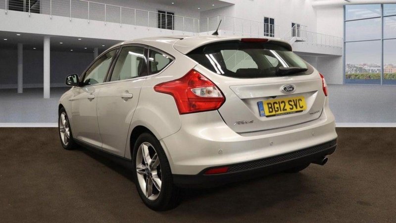 FORD FOCUS