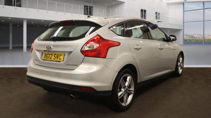FORD FOCUS