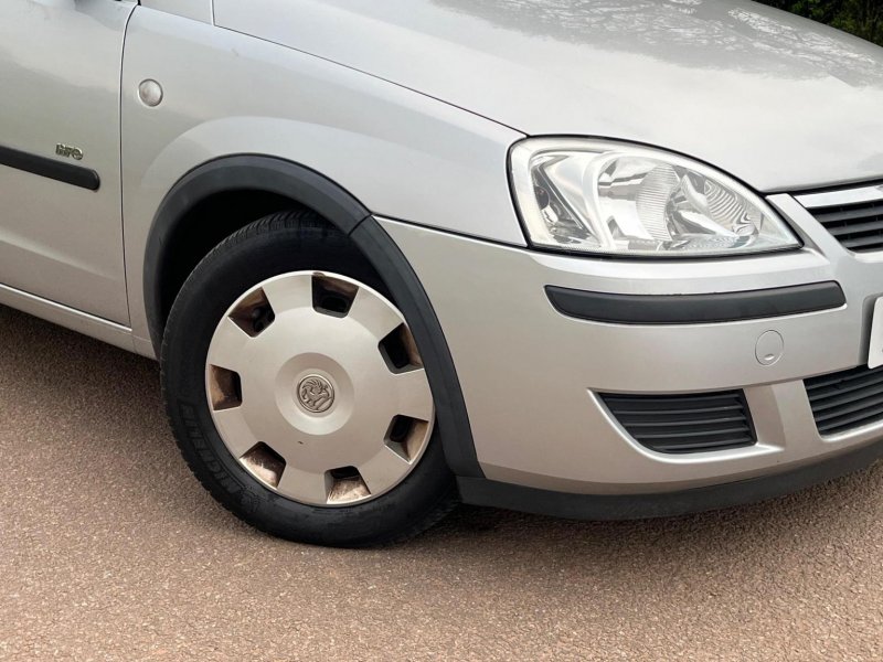 VAUXHALL CORSA