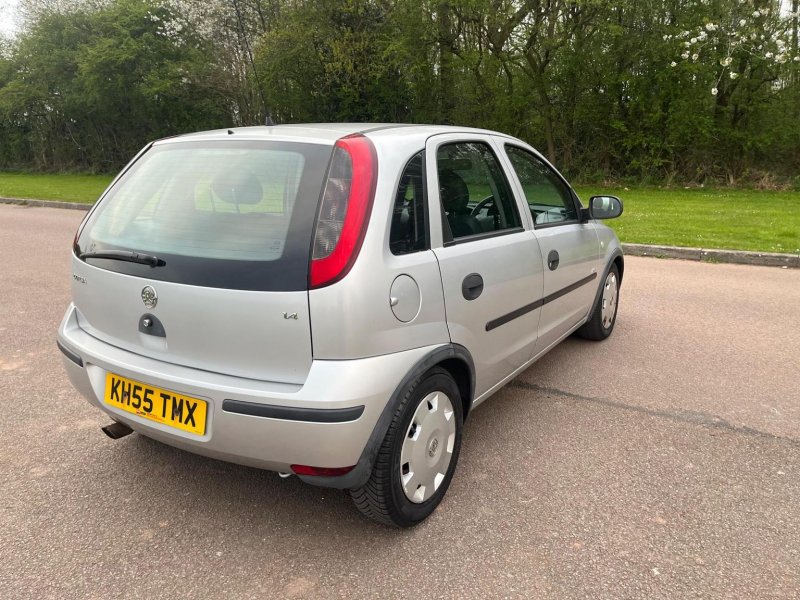 VAUXHALL CORSA