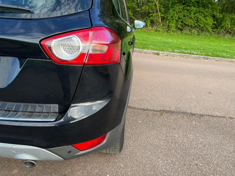 FORD KUGA