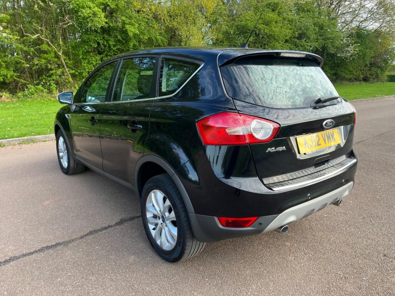 FORD KUGA
