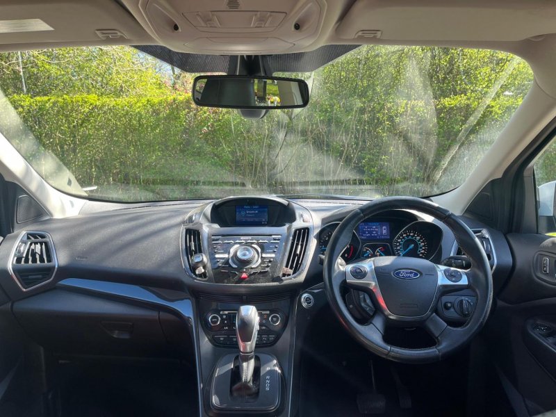 FORD KUGA