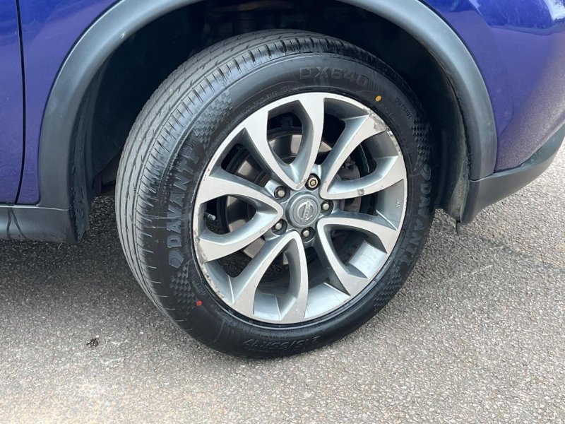 NISSAN JUKE