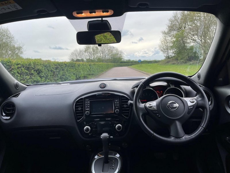 NISSAN JUKE