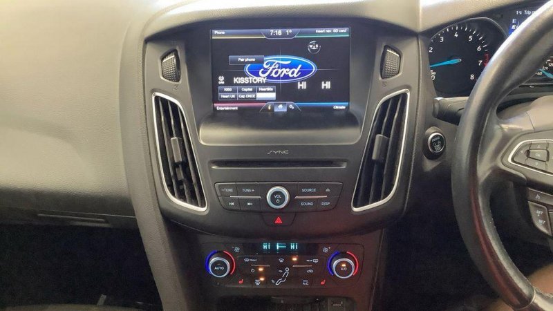 FORD FOCUS