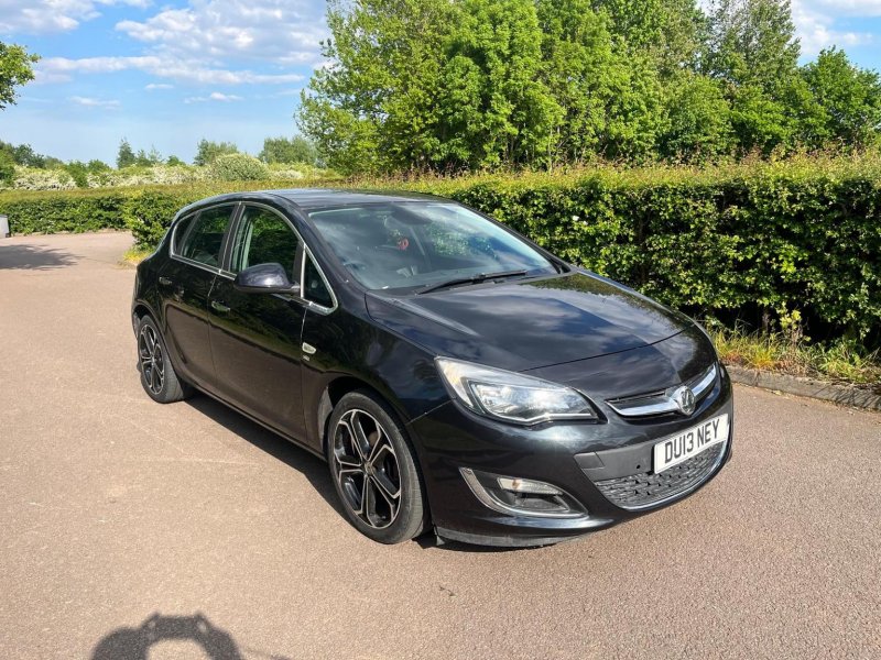 VAUXHALL ASTRA