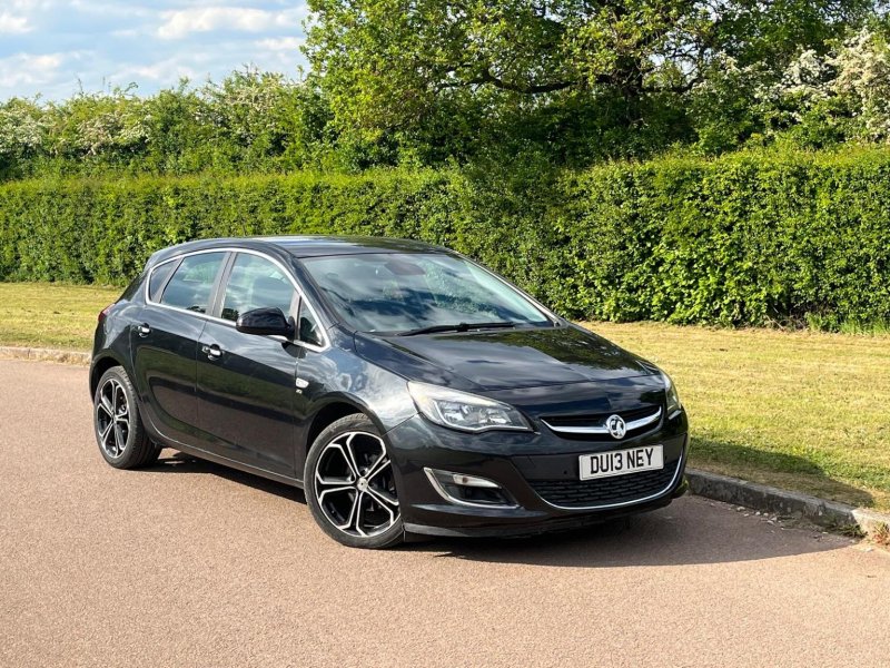 VAUXHALL ASTRA