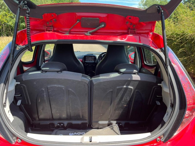 TOYOTA AYGO