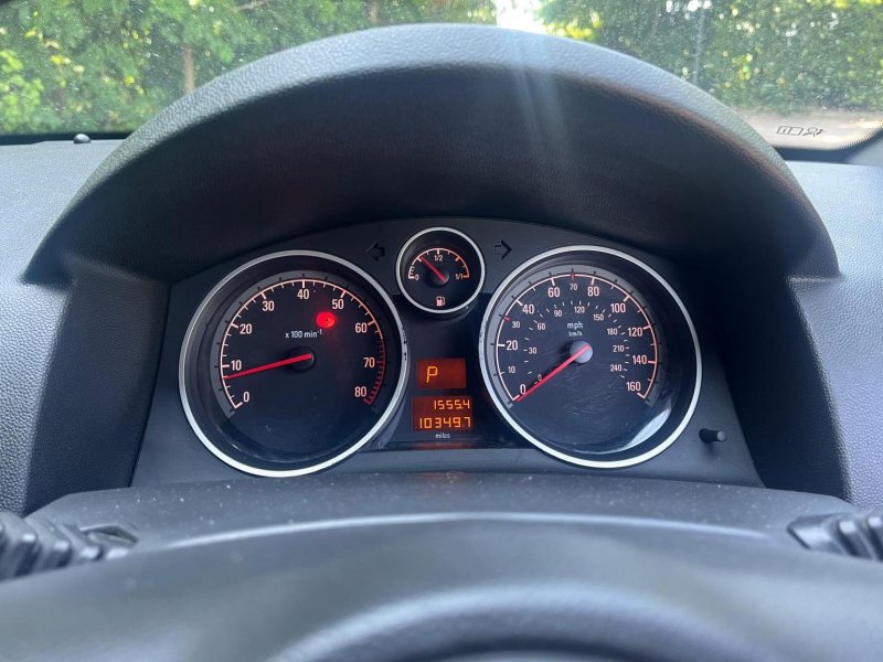 VAUXHALL ASTRA