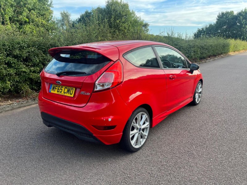 FORD FIESTA