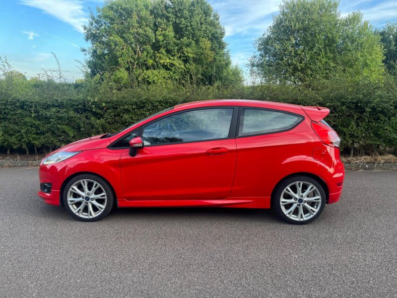 FORD FIESTA